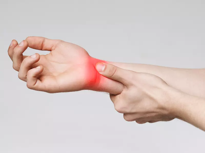 Carpal Tunnel Treatment Near Me in Mountain Brook, AL. Chiropractor For Carpal Tunnel Pain Relief.